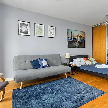 Close To Westfield Arkadia By P&o Apartment