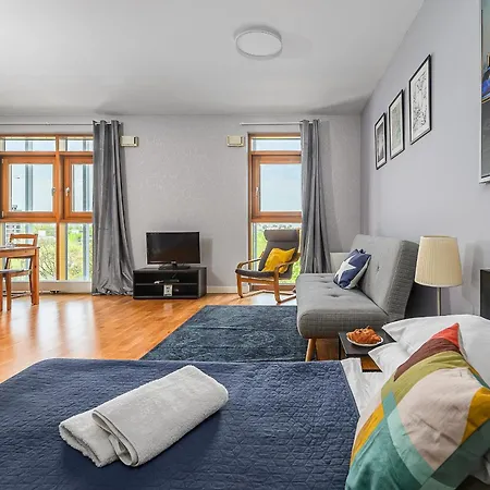 Close To Westfield Arkadia By P&o Apartment