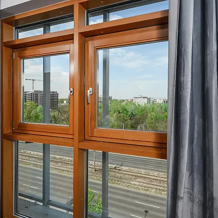 Close To Westfield Arkadia By P&o